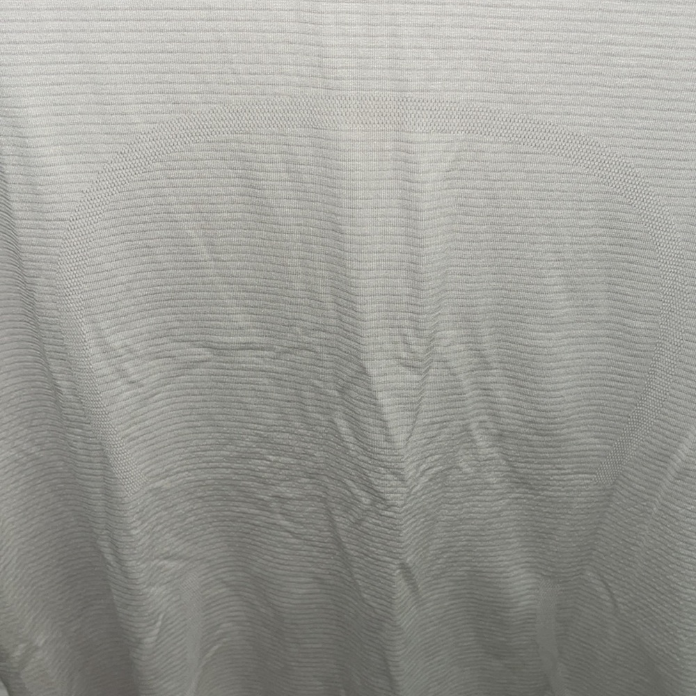 Lululemon White Swiftly Tech Shortsleve - image 5